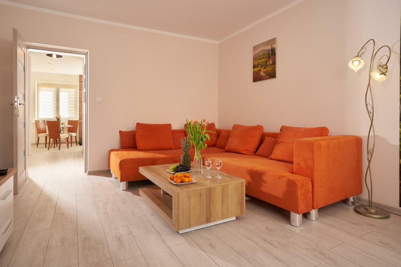 Apartament Winnica Centrum Зелёна-Гура Экстерьер фото